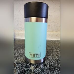 Yeti Rambler 12 oz Insulated Water Bottle Sip Cap Double Wall Coffee Seafoam